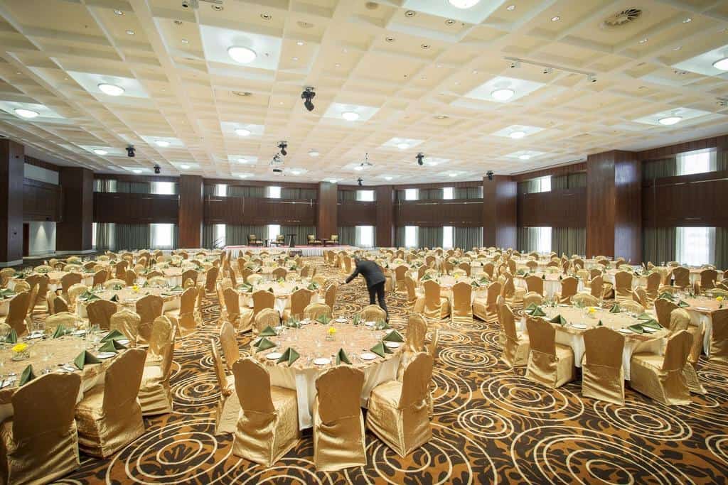 Lagos Continental Hotel hall