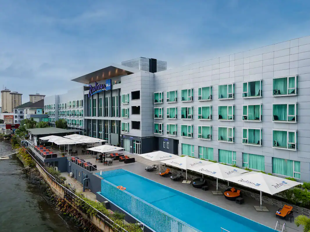 Radisson Blu Anchorage Hotel aerial