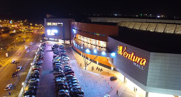 Ventura mall side view