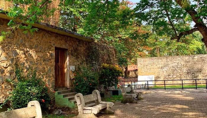 Side Entrance University of Ibadan, Zoological Garden