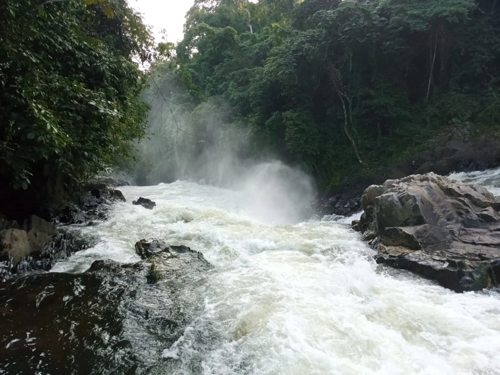 kwa waterfalls