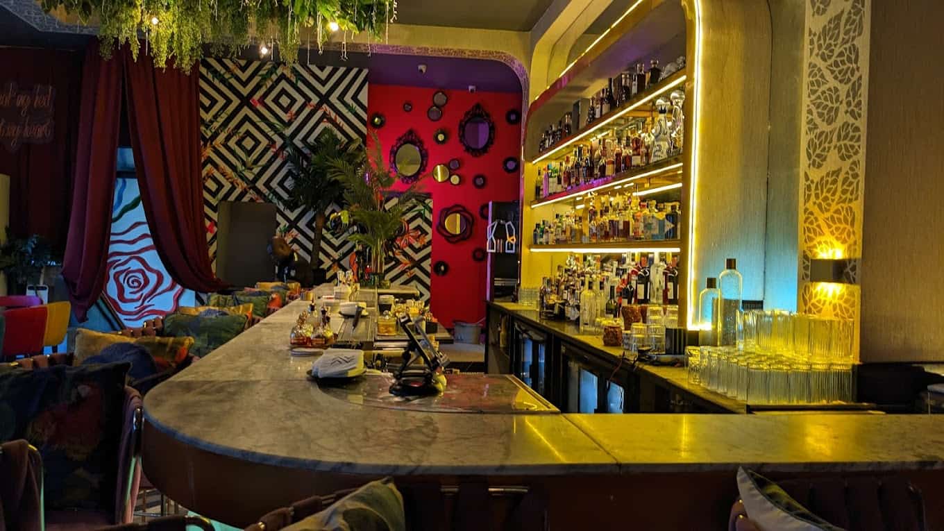zaza lagos bar